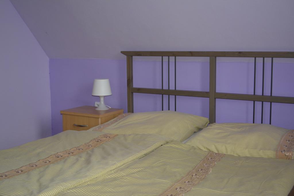 Petunia-Dom S Dvoma Spalnami Besenova Room photo